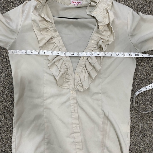 Ruffle Neck Vintage Style Blouse Cream Ivory Ruffly Wrist Button Down Up sm flaw - Picture 6 of 12